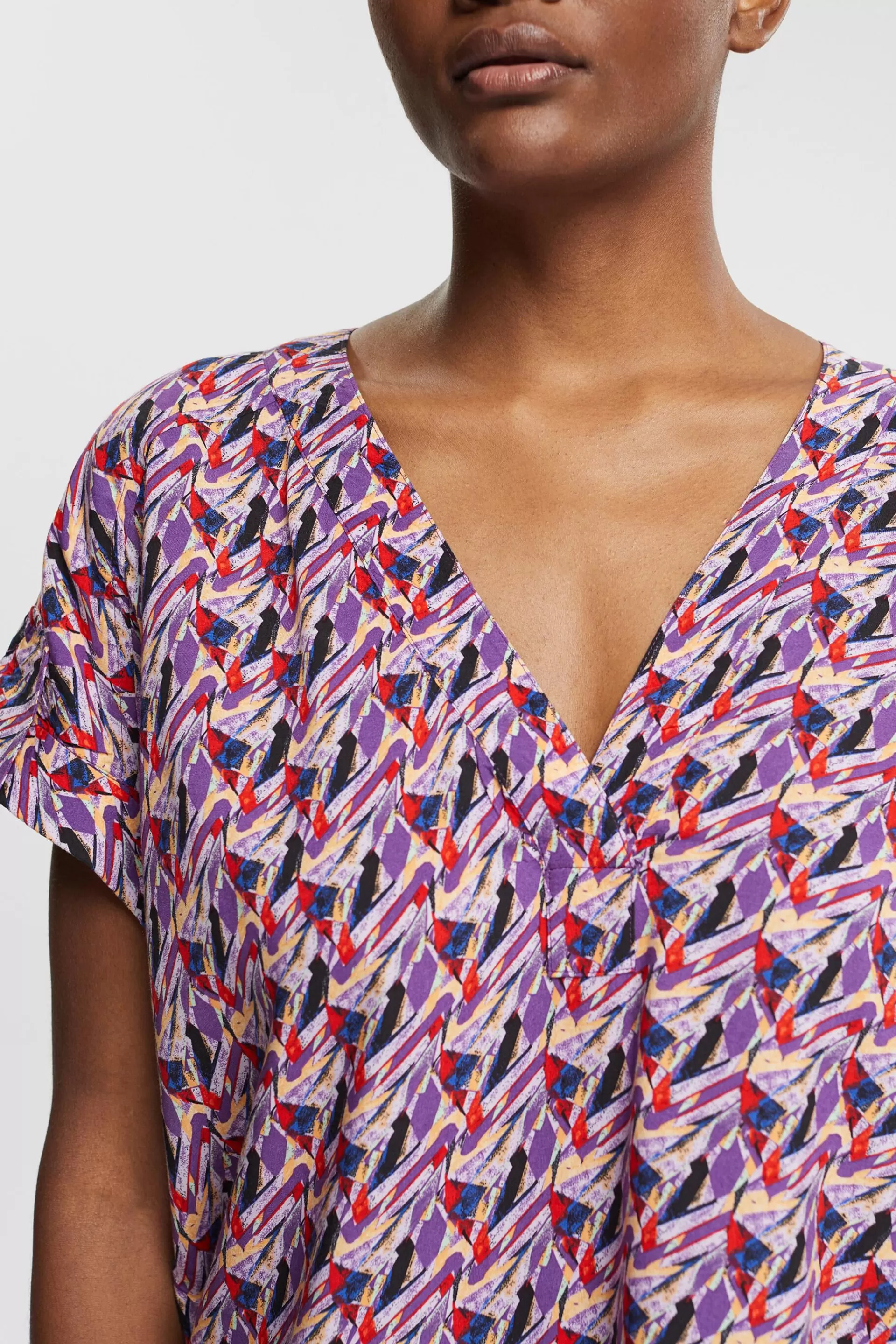 Bluse mit Muster, LENZING™ ECOVERO™-ESPRIT Hot