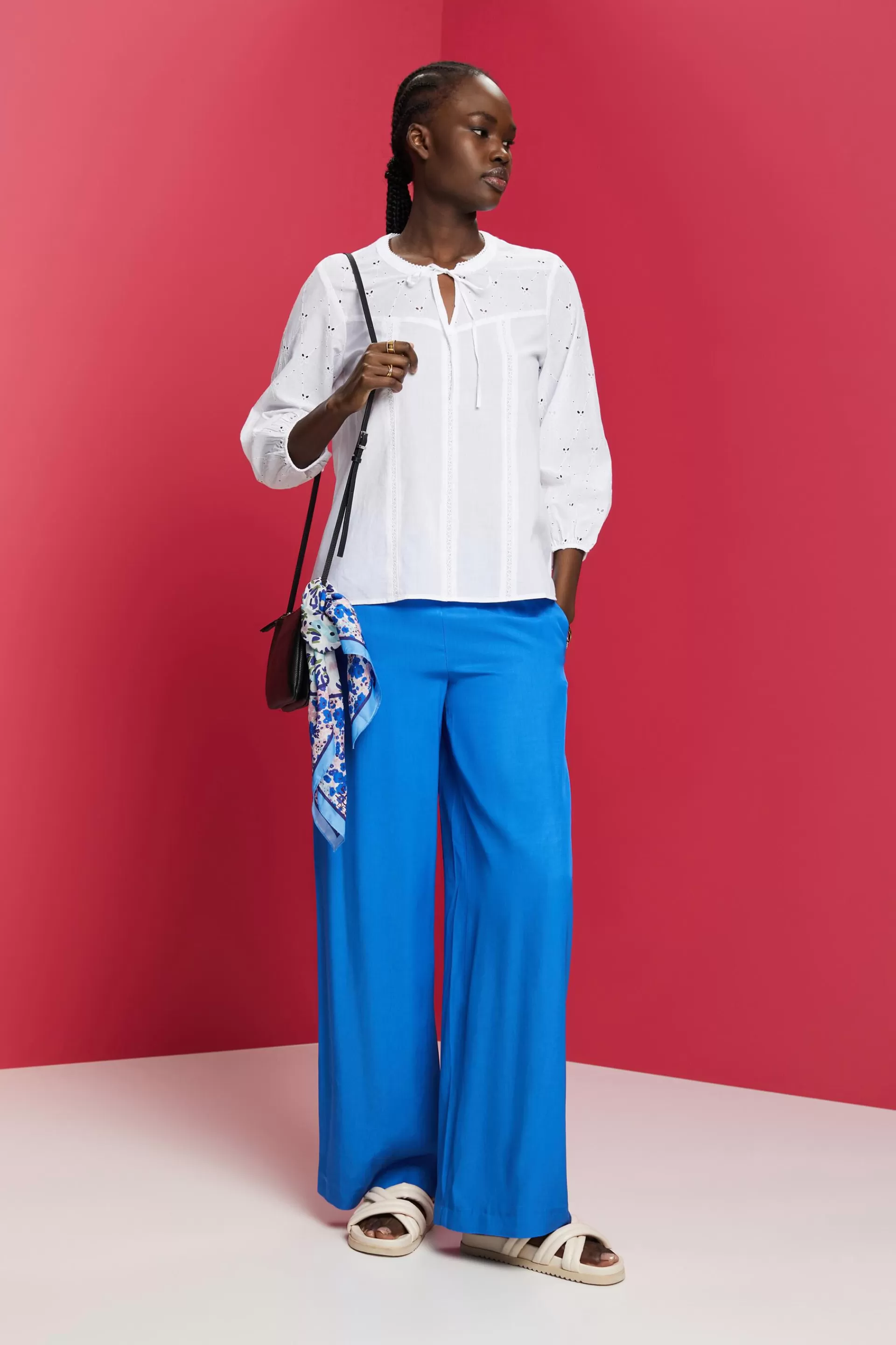 Bluse mit Stickerei, 100 % Baumwolle-ESPRIT Online