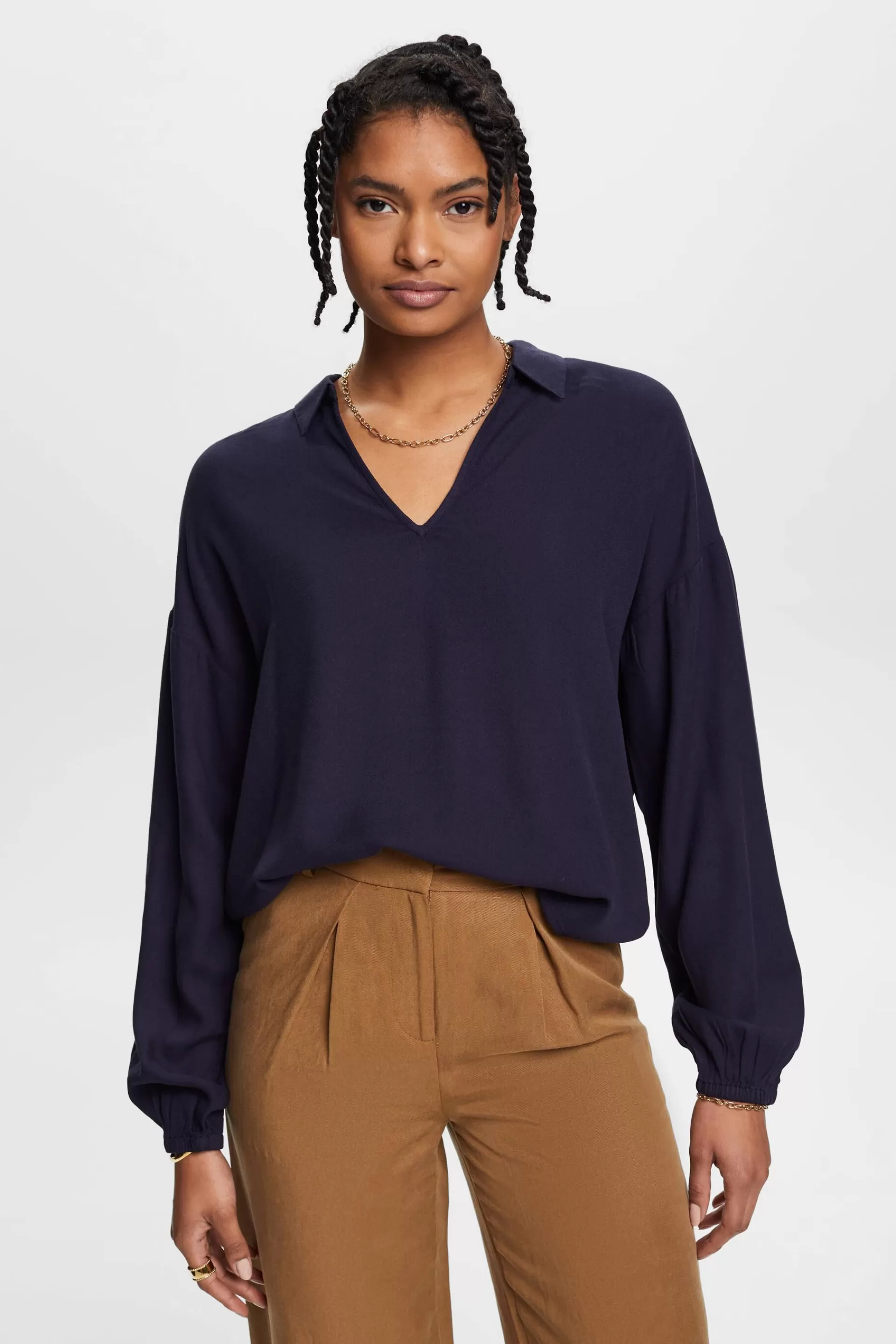 Bluse mit V-Ausschnitt und Umlegekragen-ESPRIT Outlet
