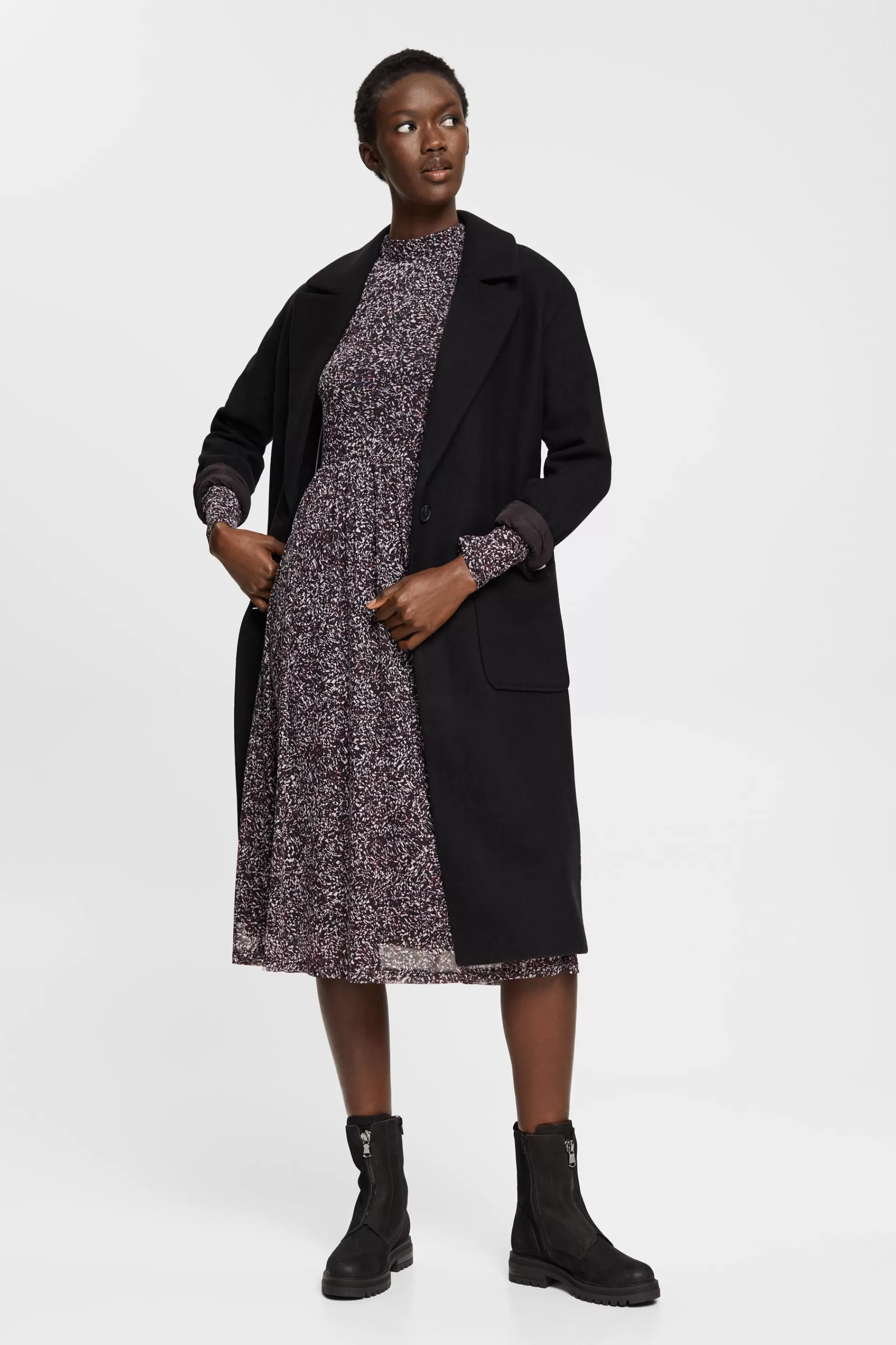 Gemustertes Mesh-Kleid mit Mock-Neck-ESPRIT Outlet