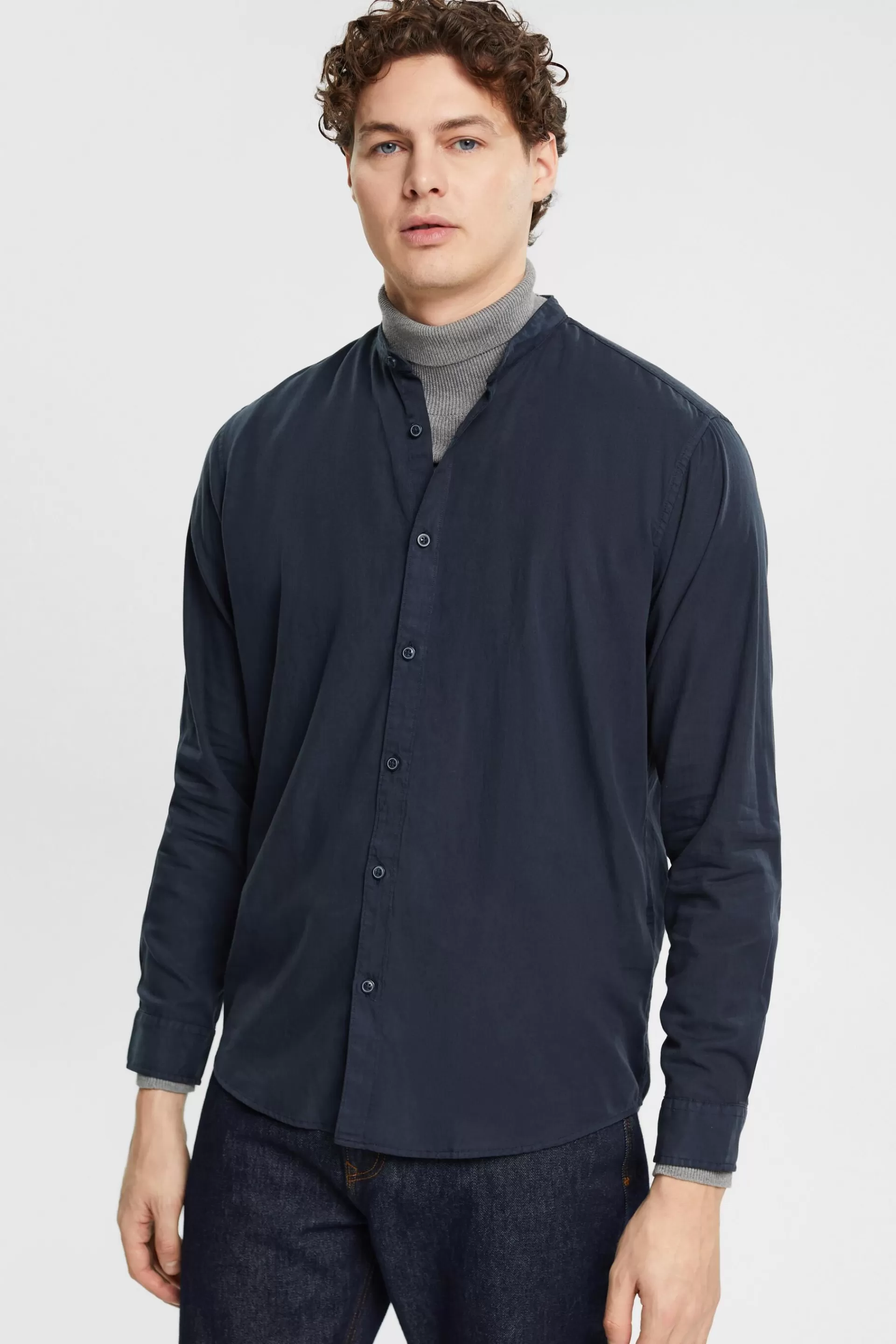 Hemd mit abgewinkeltem Kragen-ESPRIT New