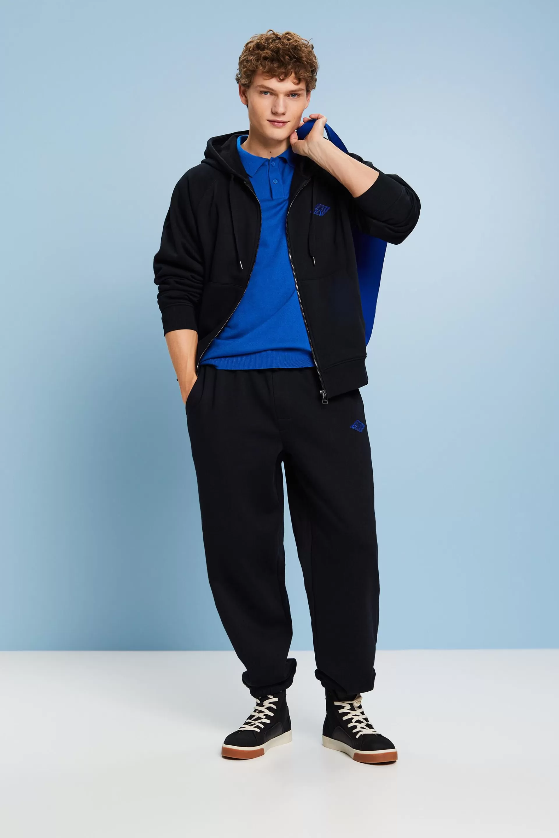 Hoodie mit Logostickerei-ESPRIT Fashion