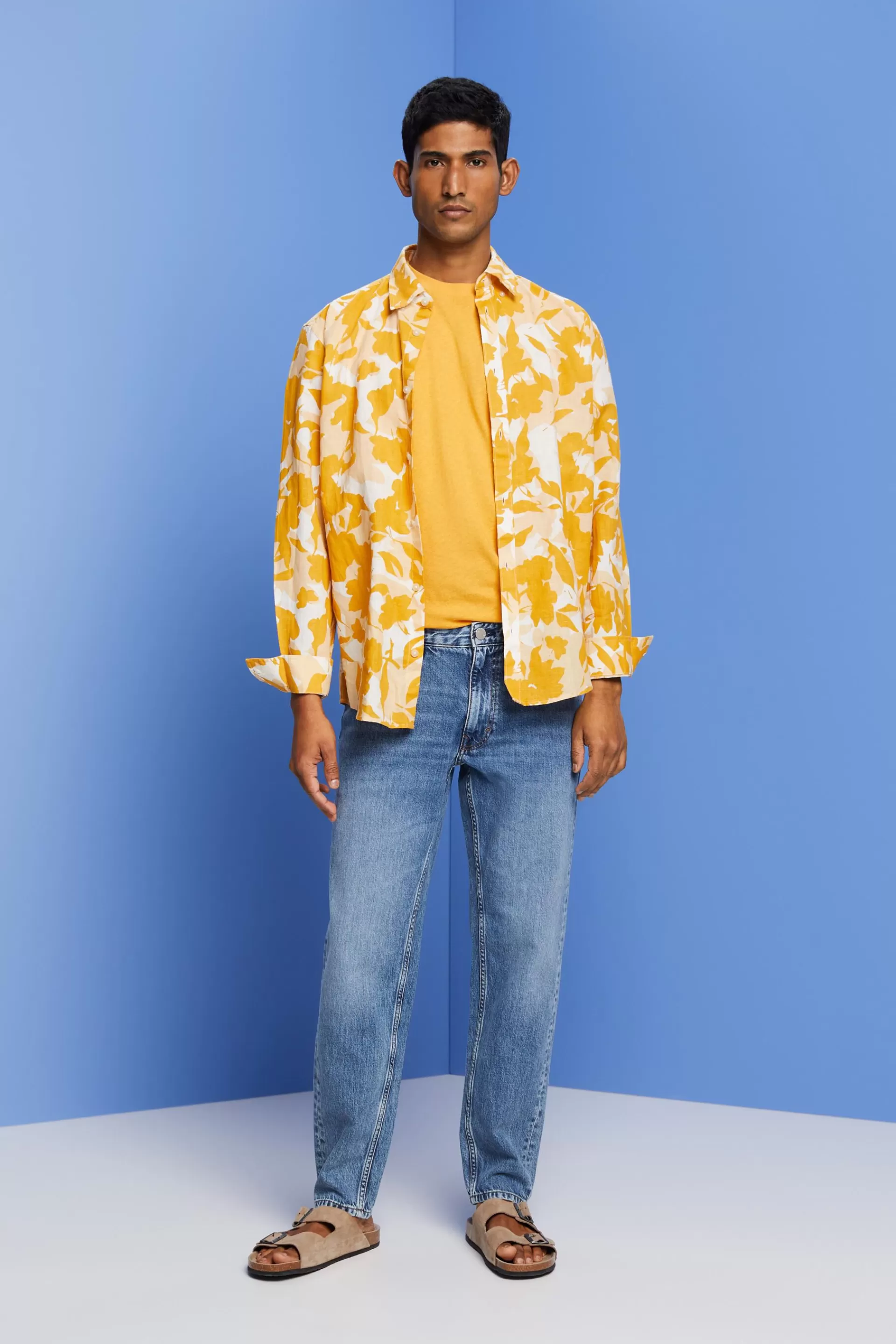 Jeans in bequemer, schmaler Passform-ESPRIT Sale
