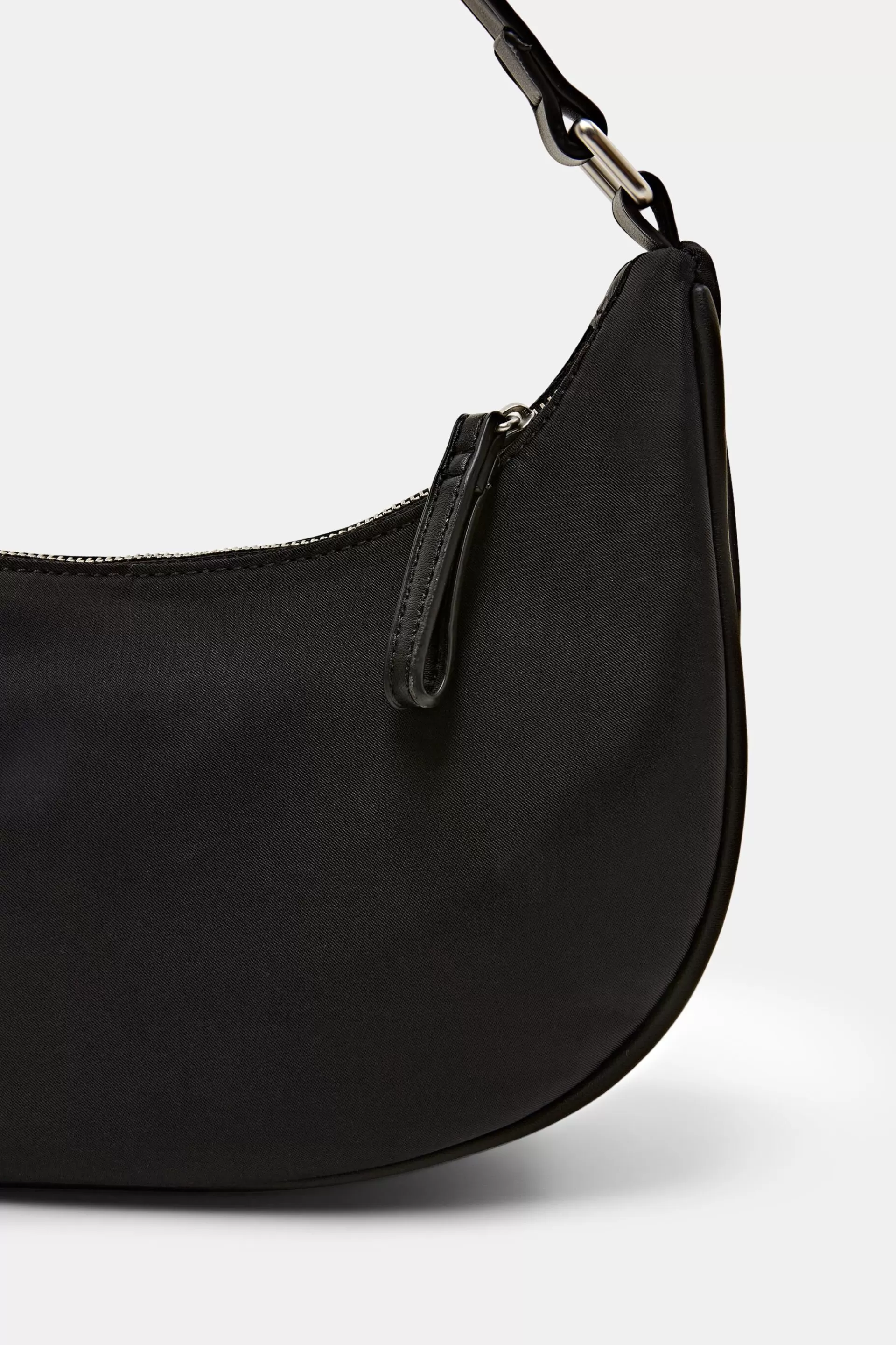 Kleine sichelförmige Schultertasche-ESPRIT Clearance