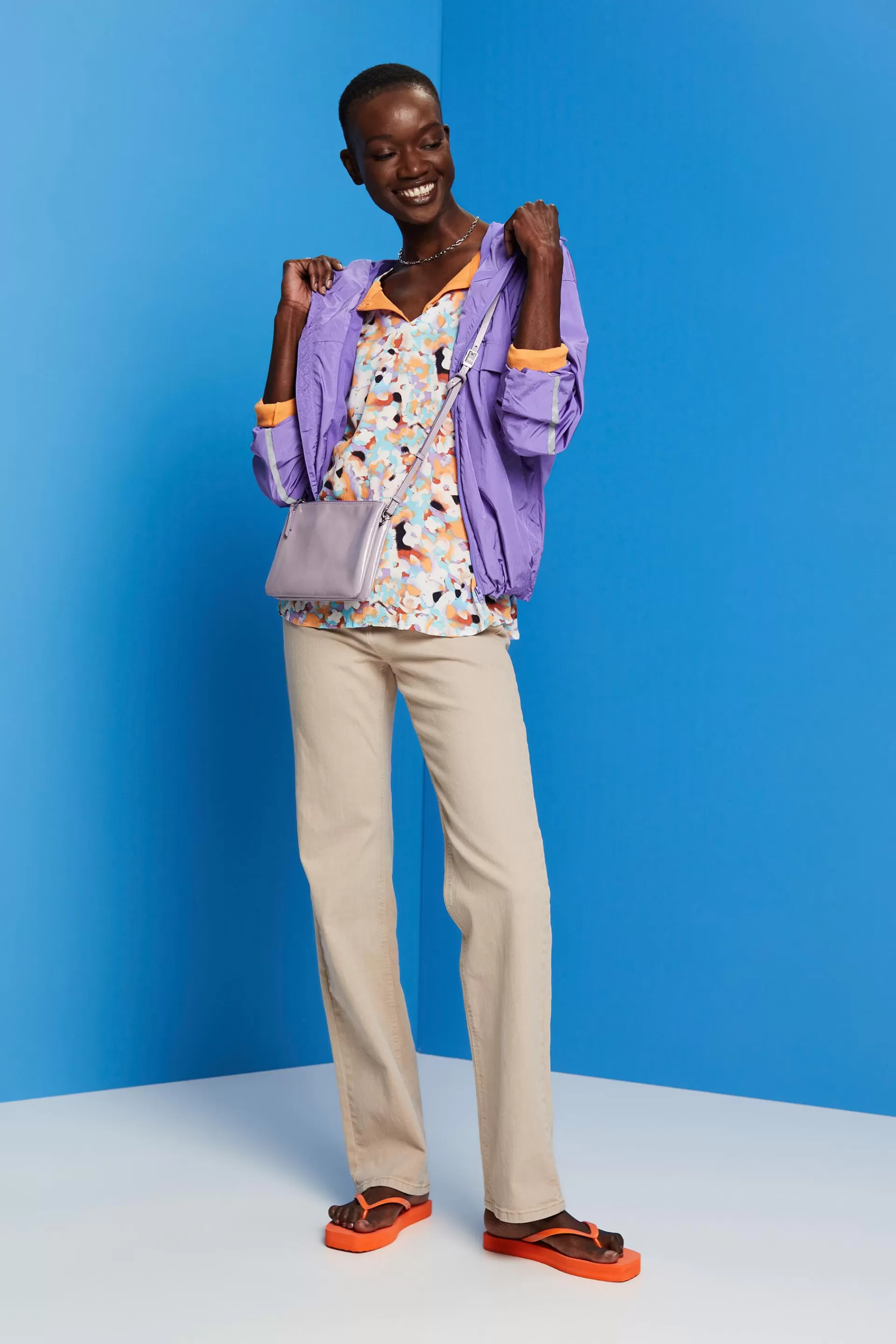 Kurzärmlige Bluse mit Rüschenärmeln-ESPRIT Clearance