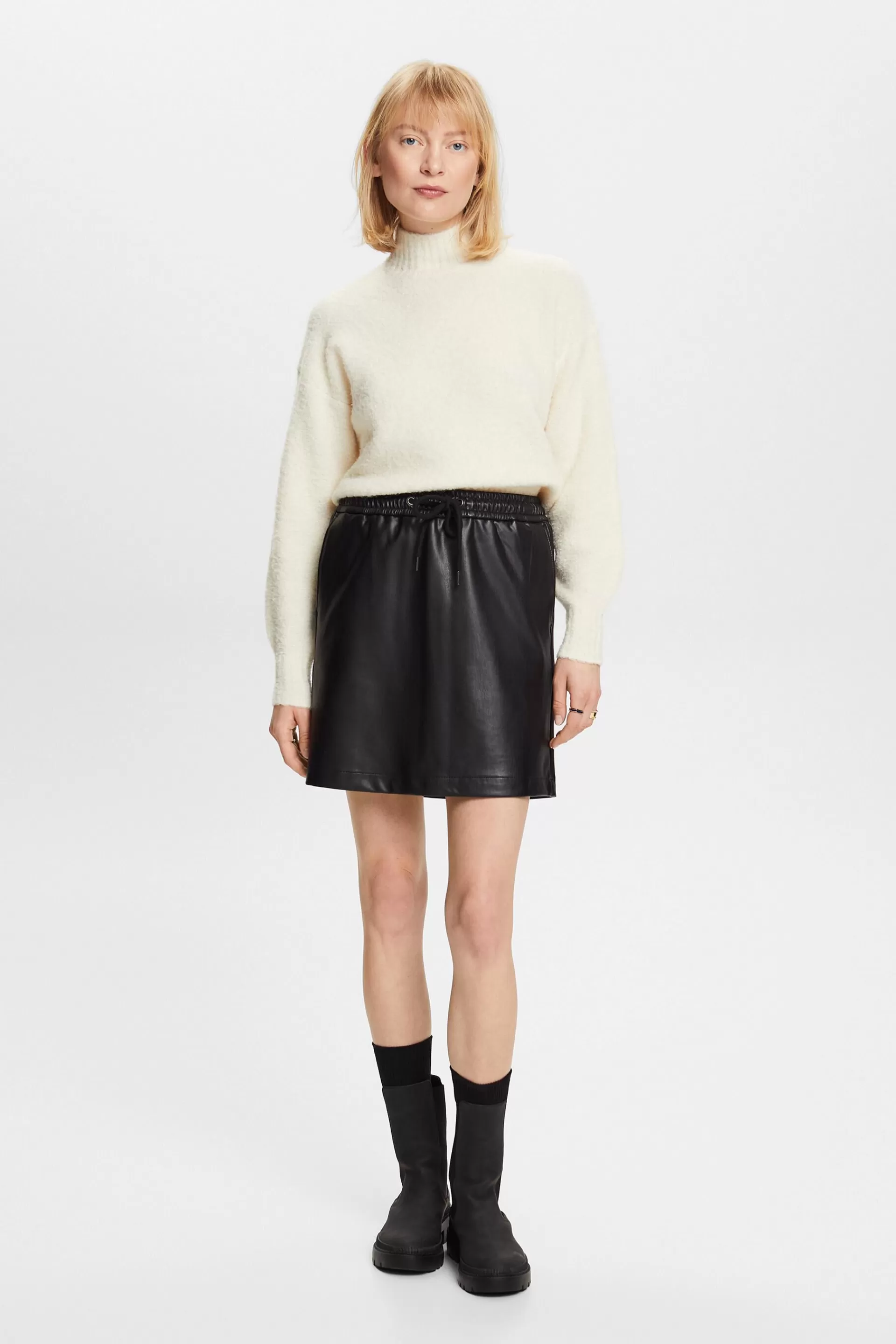 Kuscheliger Pullover mit Stehkragen-ESPRIT Hot