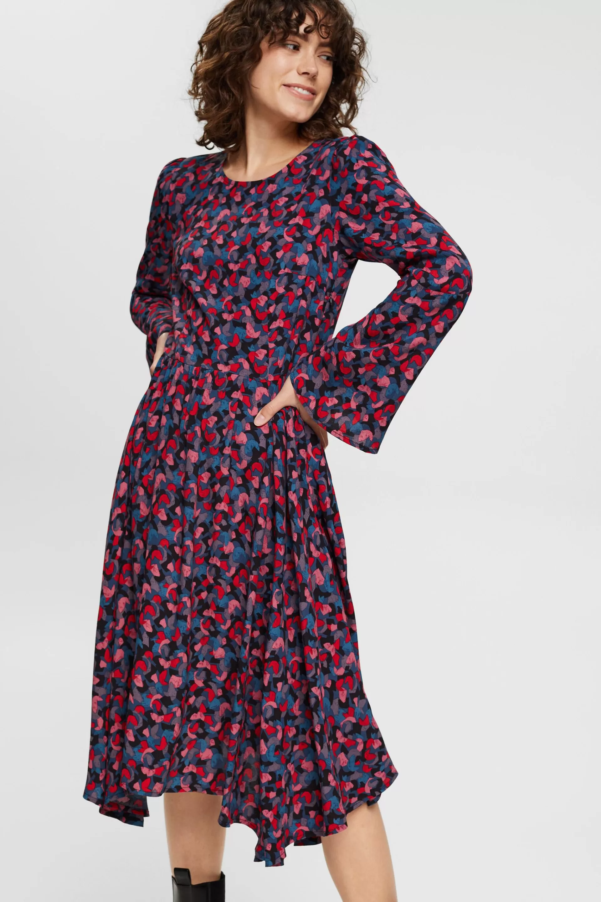 Midikleid mit Allover-Print-ESPRIT Outlet