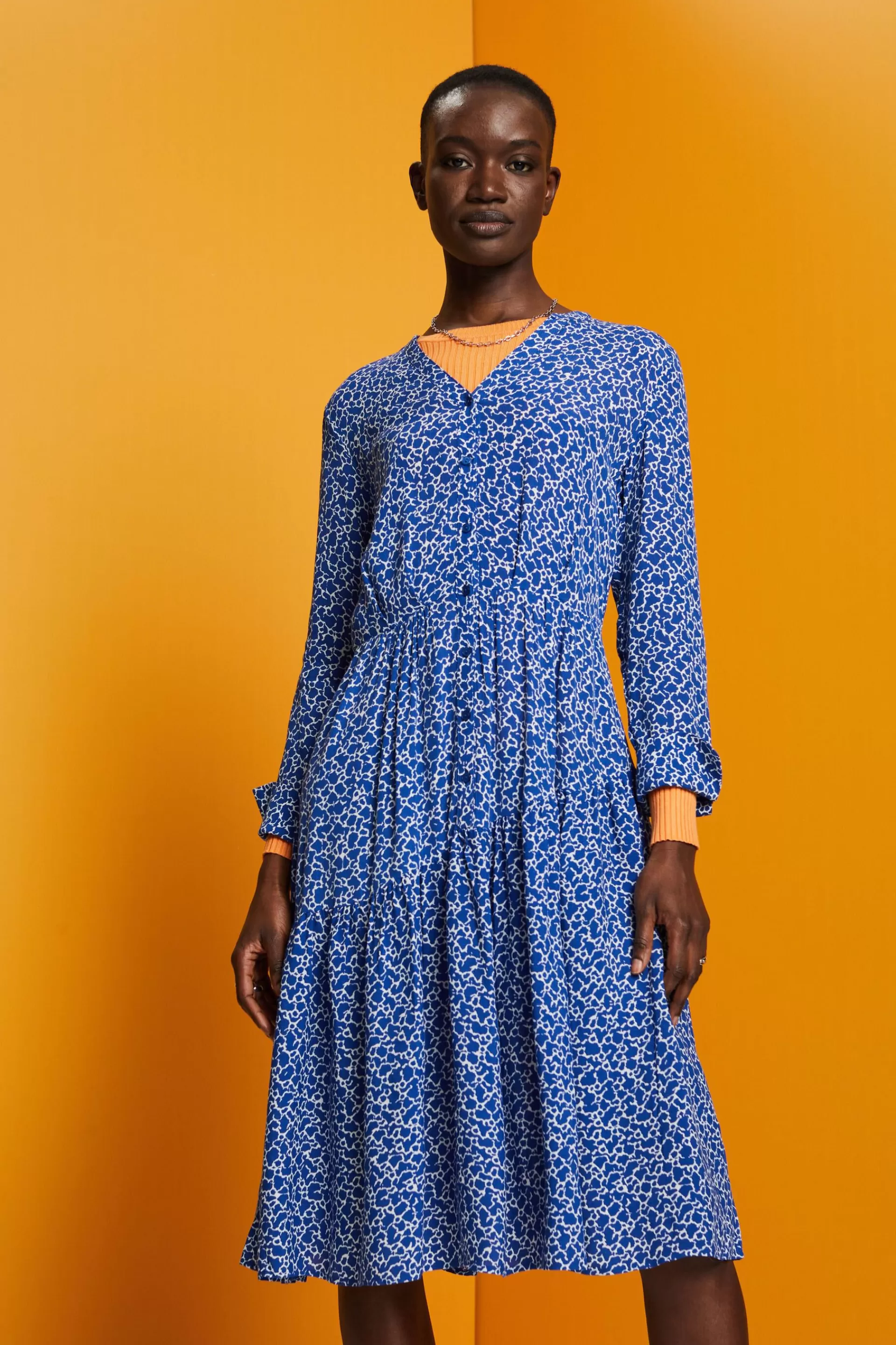 Midikleid mit floralem Allover-Print-ESPRIT Hot