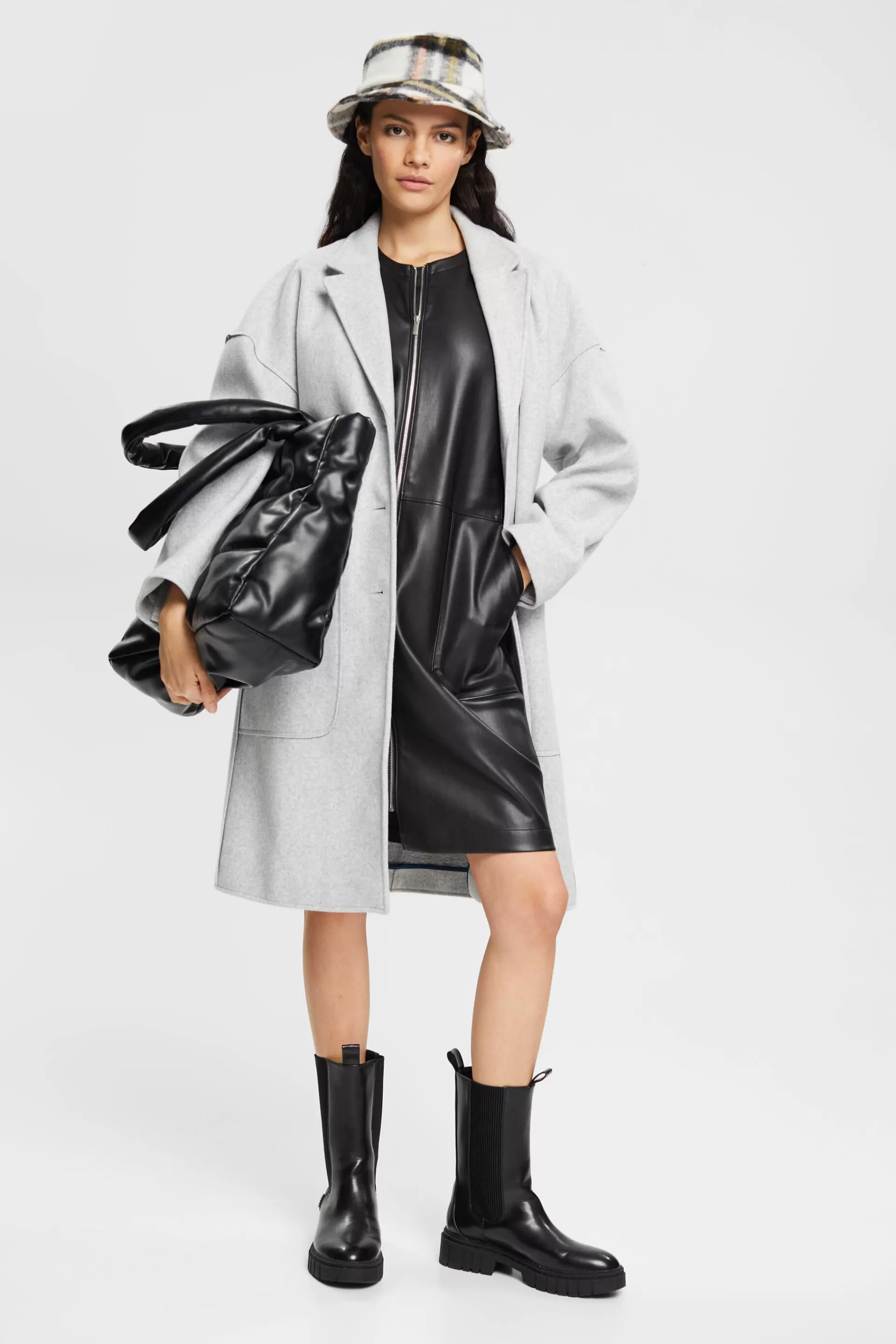 Minikleid aus Kunstleder-ESPRIT Clearance