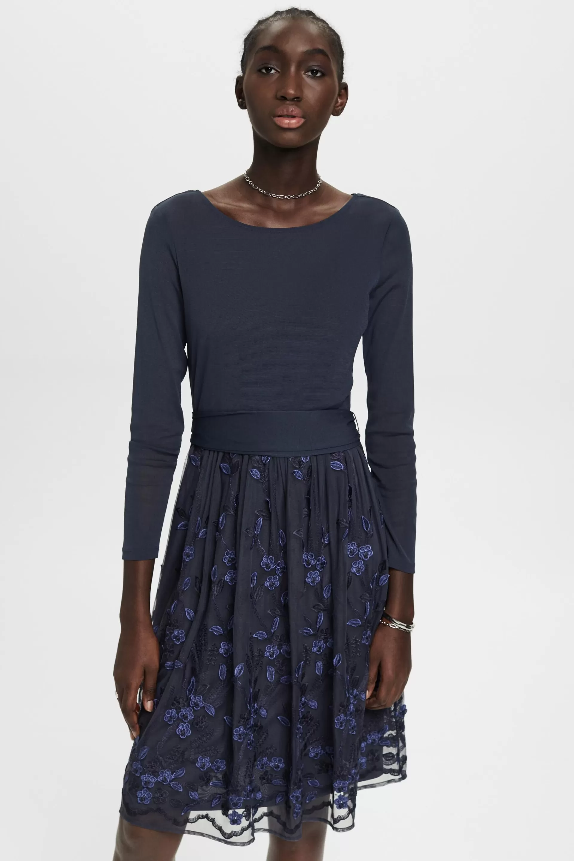 Minikleid mit 3D-Spitze und floral besticktem Mesh-ESPRIT Hot