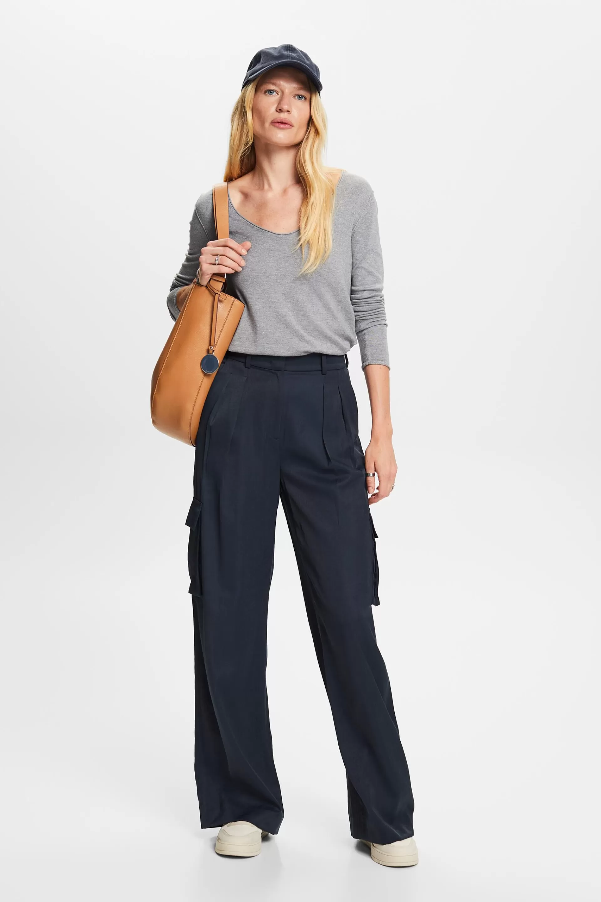 Pullover mit abgerundetem V-Ausschnitt-ESPRIT Outlet