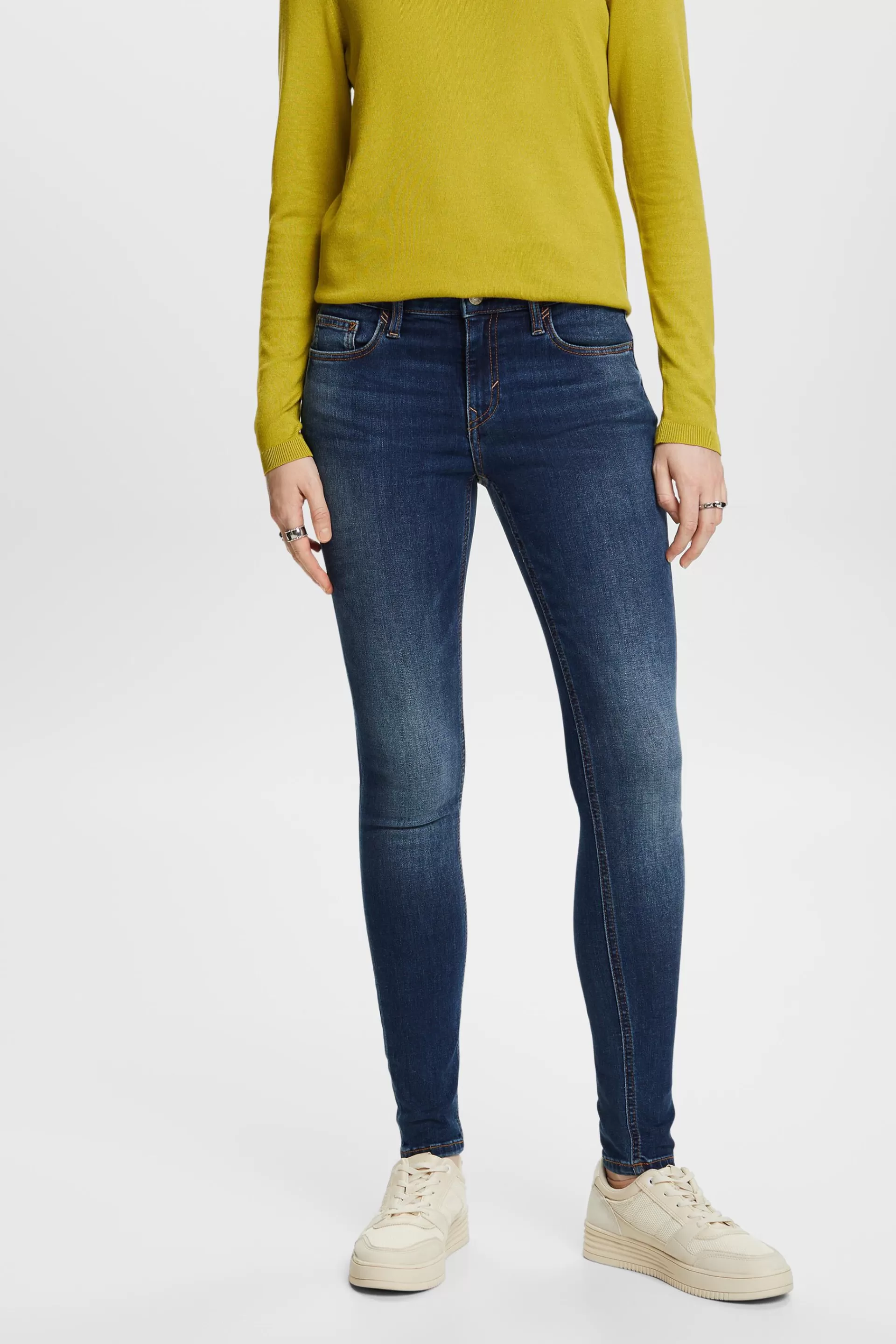 Recycelt: Skinny Stretchjeans mit mittelhohem Bund-ESPRIT Store