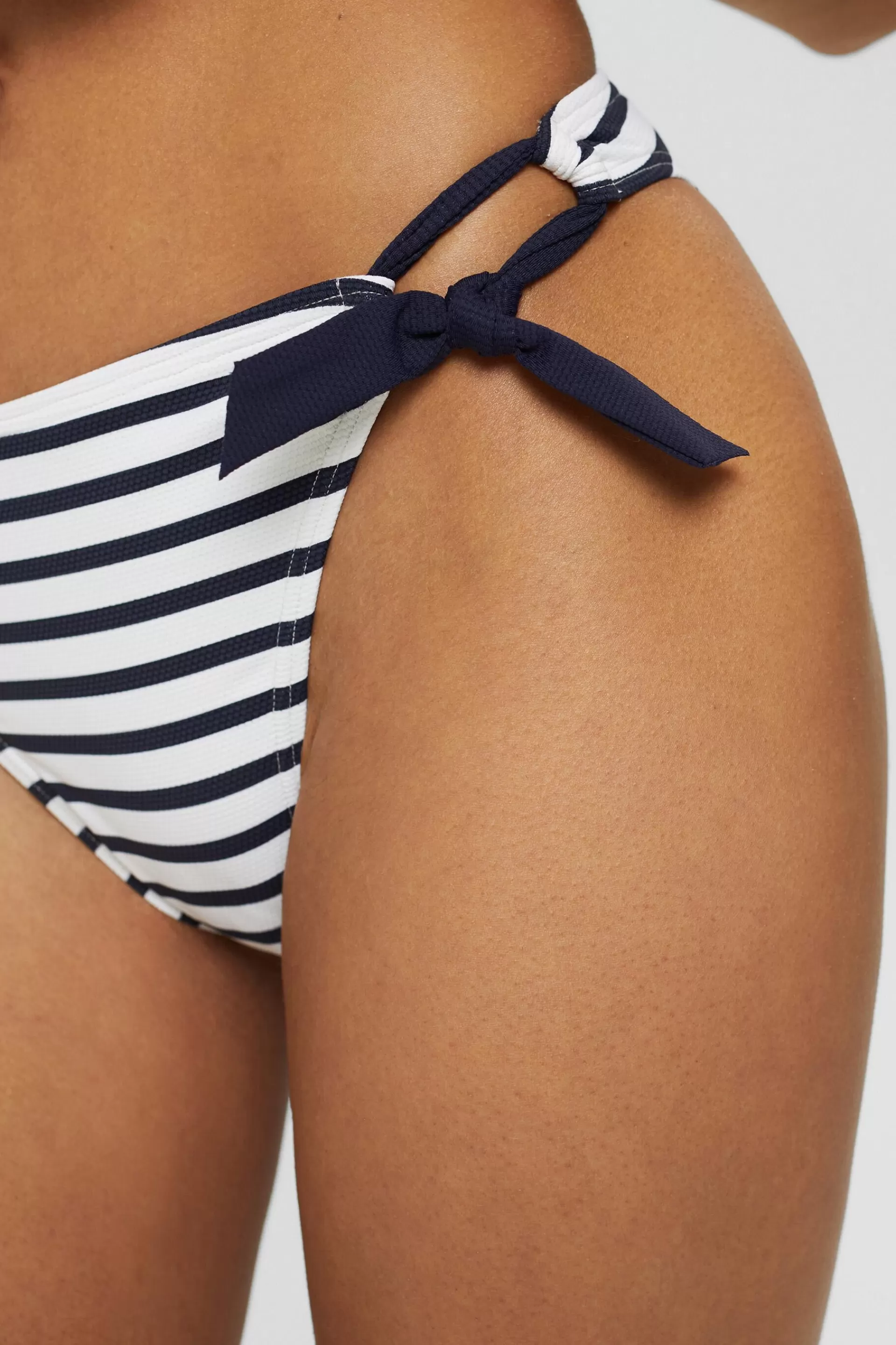 Recycelt: Slip mit Streifen-ESPRIT Hot