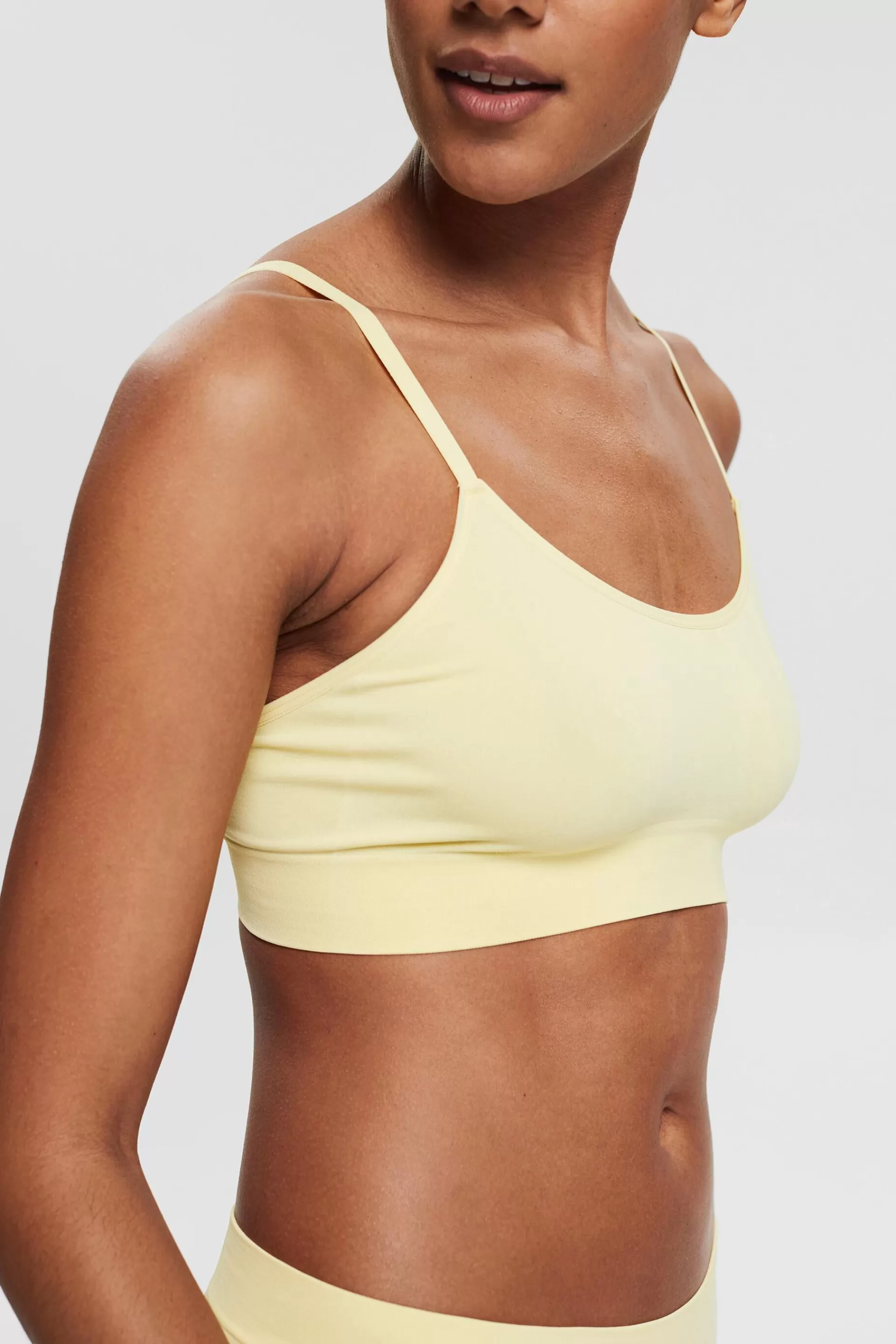 Recycelt: unwattiertes, nahezu nahtloses Bustier-ESPRIT Fashion