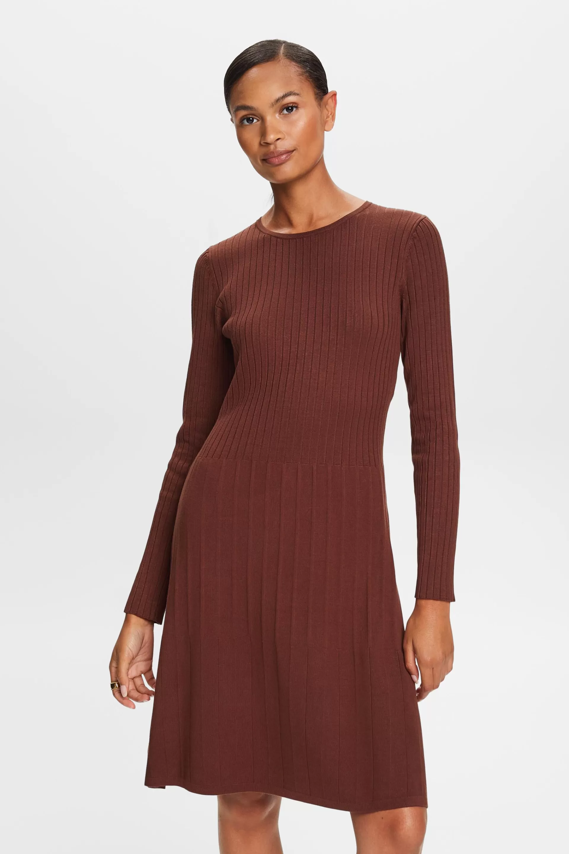 Rippstrickkleid mit plissierten Details-ESPRIT Hot