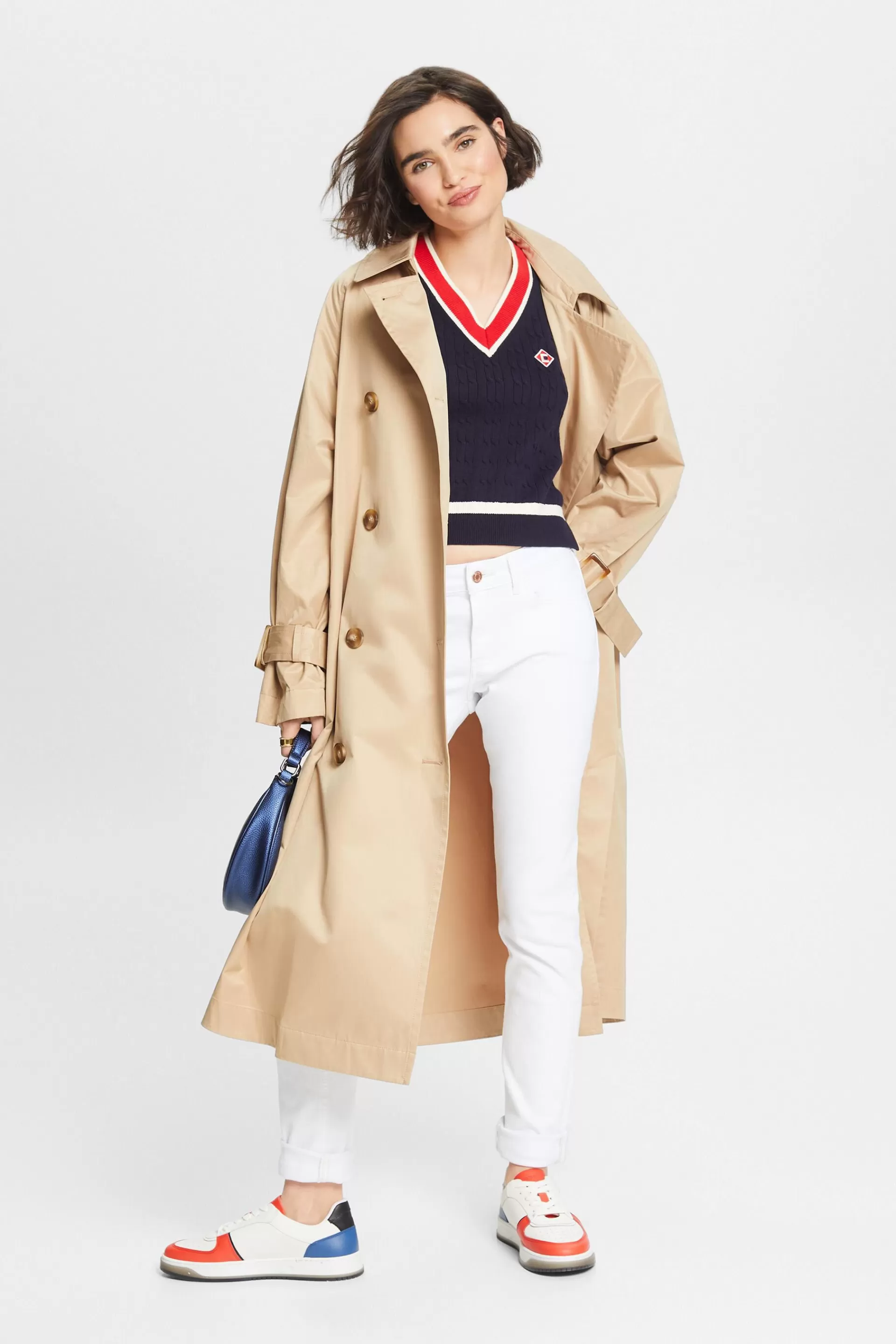 Schmal geschnittene Jeans mit mittelhohem Bund-ESPRIT Clearance