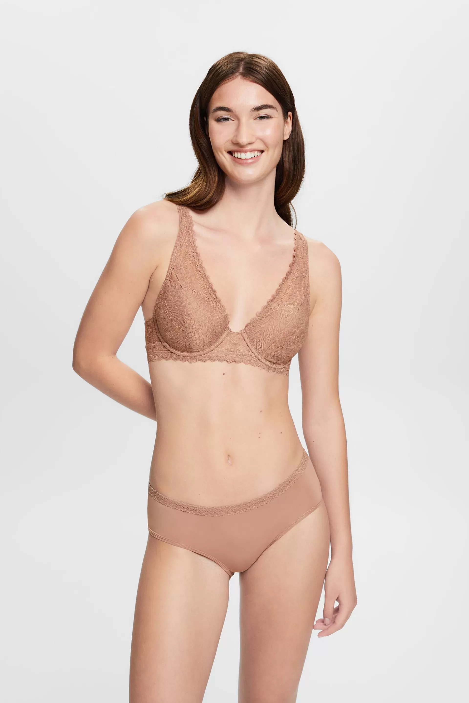 Wattierter BH mit grafischer Spitze-ESPRIT Hot