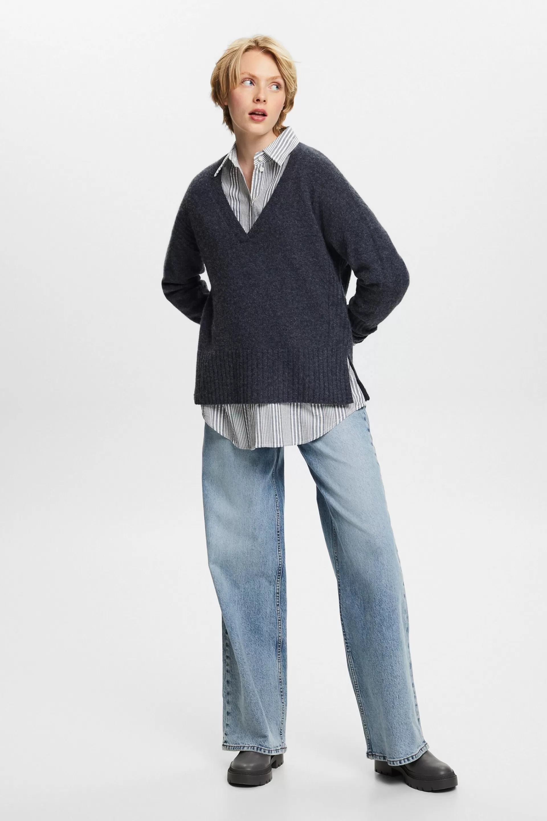 Wollmix-Pullover mit V-Ausschnitt-ESPRIT Sale